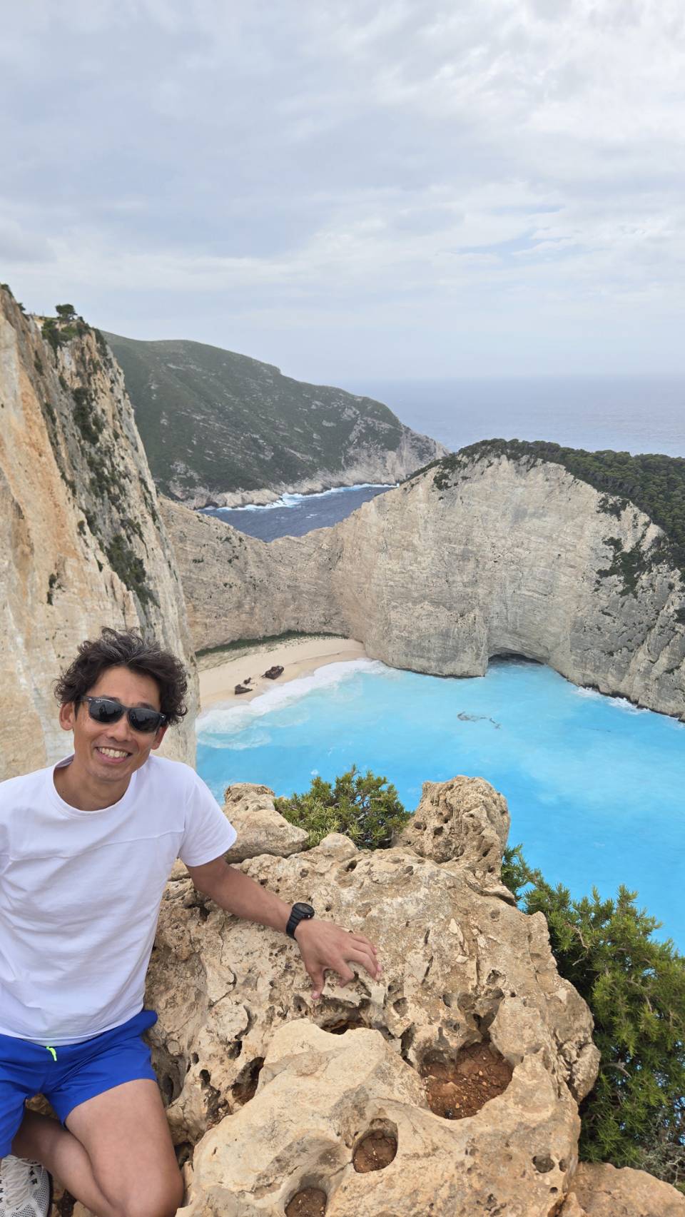 ギリシャ・ザキントス島ナヴァイオビーチ